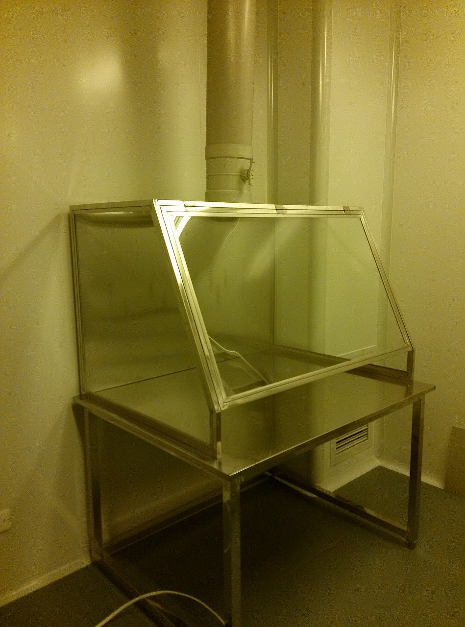 排風(fēng)儀器罩——上海電機(jī)學(xué)院